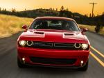 Dodge Challenger SXT 2015 года
